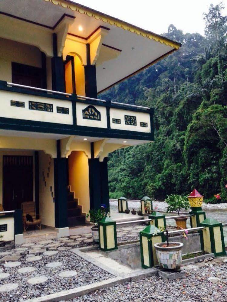 Indra Valley Inn Bukit Lawang Eksteriør bilde
